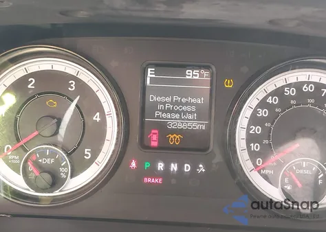 2017 Ram 2500 Tradesman 4X4 6'4 Box z USA, uszkodzony, nr VIN 3C6UR5CL6HG553955